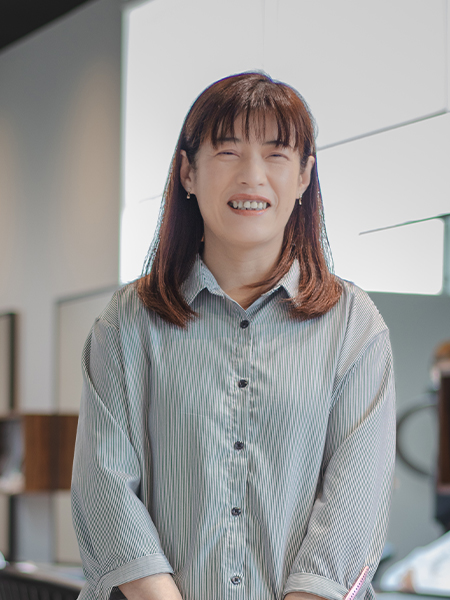 成岡 厚子