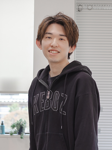 秋枝 俊輔