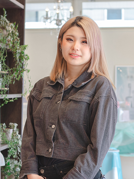 安藤 あんな