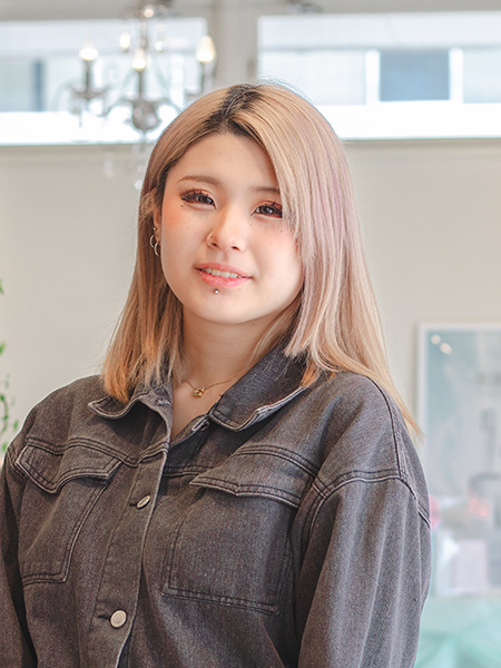 安藤 あんな
